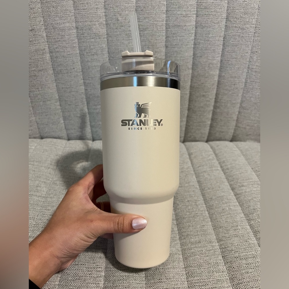 Stanley Quencher Travel Tumbler Cup - 30 oz - Alpine Beige